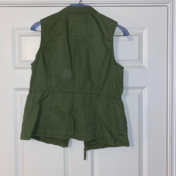 Army green vest - Picture 3 of 4